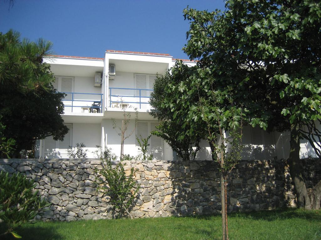 Adria Beach Guest House Novi Vinodolski Oda fotoğraf