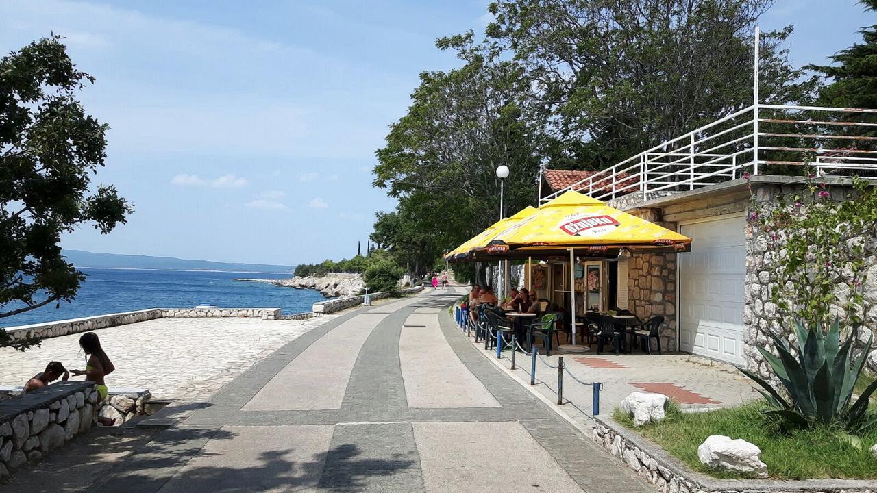 Adria Beach Guest House Novi Vinodolski Dış mekan fotoğraf